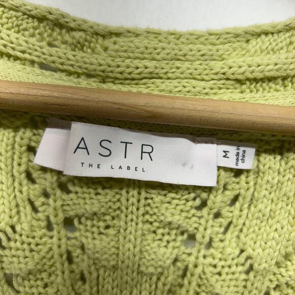 ASTR Puff Sleeve Cropped Sweater Medium Knit V-Neck Feminine Lime Green V-Neck - Picture 6 of 7